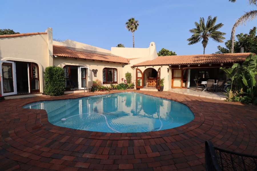 4 Bedroom Property for Sale in Summerstrand Eastern Cape